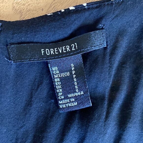 Forever 21 Floral Off-The-Shoulder Dress Size Small - Picture 5 of 11